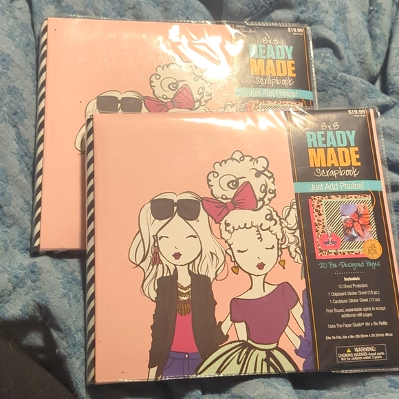 Pre-designed Scrapbooks - Picture 1 of 5